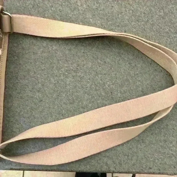 Land’s End Quilted Crossbody bag - Picture 7 of 11